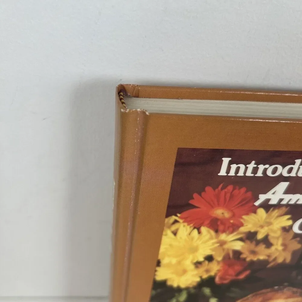 Introduction to Cooking with the Amana Radarange‎ Microwave Oven Cookbook 1980